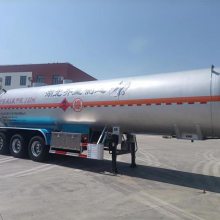 QXC9402GYQ型液化气体运输半挂车37立方湖北齐星制造