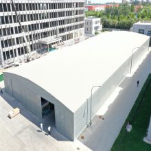 湖 南厂家制作安装活动伸缩雨蓬 户外大型仓储雨棚