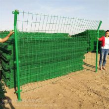 施工防护栏杆 铁路护栏网 围墙铁网子