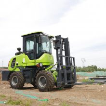 3吨建筑工地一体式柴油搬运车山路高底盘四驱越野叉车