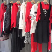 拉夏贝尔秋装广州品牌女装折扣批发走份一手货源电商平台直播进货渠道
