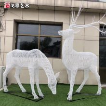 铁艺镂空鹿 来图定制形态设计厂家