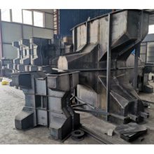 四脚空心方块模具：空心藏草籽，护岸固土还添绿