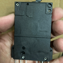 供應(yīng) E-T-A 斷路器 2210-S211-P1F2-H111-4A