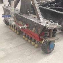 挖机改装隧道凿毛弧形矮边墙打毛机22头履带式凿毛机厂家