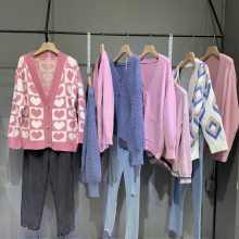 国内知名***高端针织品牌穿行线19秋广州品牌女装折扣走份批发一手货源
