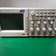 ///άTektronix̩TDS2024Cִ洢ʾ