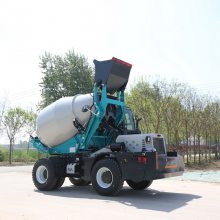 供应西藏2方搅拌车 小型自动上料搅拌运输一体车 水泥搅拌车小钢