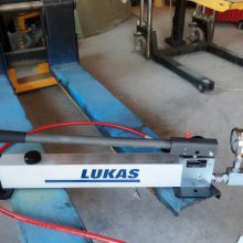 德国LUKAS Hydraulik Drk-1-11/10摆动气缸 双向流量调节