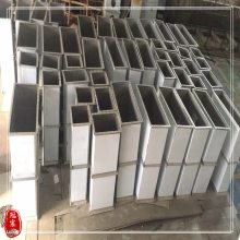 ���С������ɫ������߽��ߣ��нӾƵ�װ�޹��̾��治����߽���