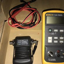 //ά »Fluke 717 ѹУ׼