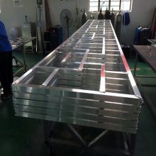 改造工程焊接铝花格窗定做