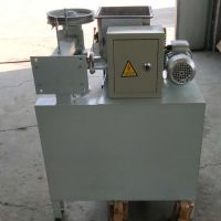 鼎信銷(xiāo)售新型自動(dòng)進(jìn)料牛筋面機(jī) 商用牛筋面機(jī)價(jià)格