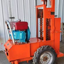 供應(yīng)地基溝槽自行走夯實(shí)機(jī)8馬力柴油鏈條式夯土機(jī)