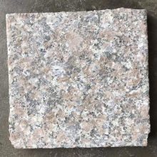 园林工程花岗岩芝麻灰石板材 机切面地铺石 荔枝面人行道石材