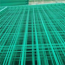 圈地护栏网价格 养殖铁丝网 厂区围栏网