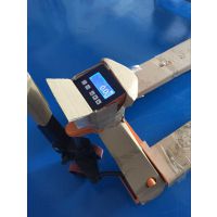 3噸搬運(yùn)車(chē)帶電子稱搬運(yùn)稱重同時(shí) 淡水維修手動(dòng)叉車(chē)