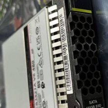 02351KEY HSSD-3.6TG2S-A4 3.6TB SAS SSD 5300V3存储柜硬盘