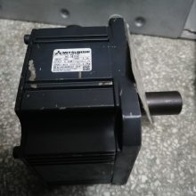福建维修维修三菱电机HC-RFS353G2抱闸卡死