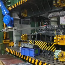 青岛冲压机器人端拾器、青岛机器人工装夹具、青岛机器人自动化