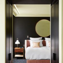 济南酒店软装：鲁绣布艺如何彰显泉城韵味？