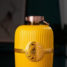 жմɾƿ 135װƷƿ ܷ׾ƿ