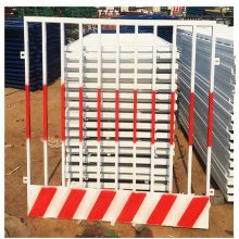 基槽定型防护栏 钢管基坑护栏 沉淀池防护栏厂家