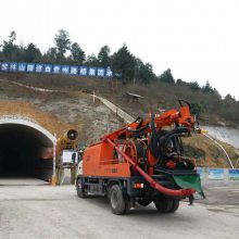 大型隧道涵洞喷浆设备检修鑫通折叠臂喷浆机