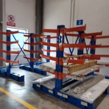 郑铭悬臂货架 三层四层悬臂 臂长可以定制 加底座支撑