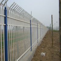 别墅围墙护栏 花园隔离栅栏 学校铁艺围栏栅栏