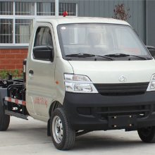 小型勾臂车厂家图片