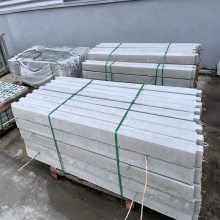 同华水泥基高铁护栏 表面平整度好 样式精美 支持多种定制