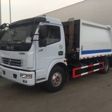 东风锐铃5立方压缩式垃圾车 KLF5141ZYSE6型