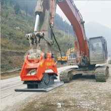 用于护坡等公路、铁路路基夯实挖掘机前端液压振动路面夯实器