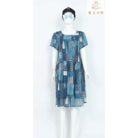 依维妮折扣店服装批发 走份拿货的应该怎么问女装尾货货源北京有服装尾货批发市场吗