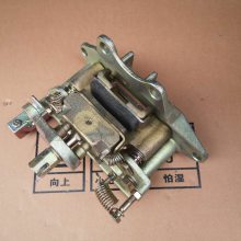 东风军车配件EQ2050猛士碟刹手制动器总成3507C21-010驻车制动