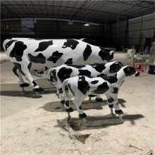 贺州玻璃钢奶牛雕塑 定制厂家 公园动物雕塑