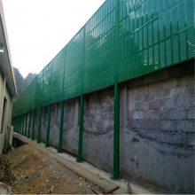 �߼������������� С������������� ���е�·��������ǽ