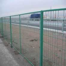 浸塑公路护栏网 绿色铁丝网 厂区隔离围栏网