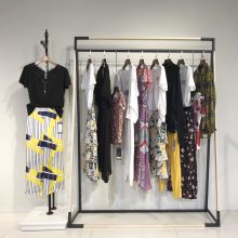 �ع������������ȹβ������ ����***ľ������ȹ Ůװβ������