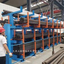重型伸缩式悬臂货架投入使用中