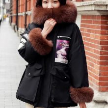 女装返季羽绒服基地 2022MCOCO派克羽绒服品牌折扣 阔版女装羽绒服拿货