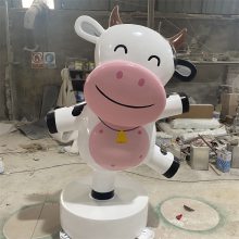 网红卡通兔雕塑 信宜玻璃钢卡通动物雕塑 商业小品