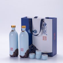 一斤玉液酒瓶套装 两瓶四杯礼盒装 中国风创意陶瓷酒瓶 家用空酒瓶摆件