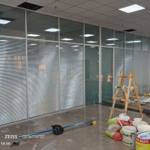 资兴市杰瑞斯玻璃隔断墙超级订阅者写字楼铝合金室内高间隔墙新媒体运营