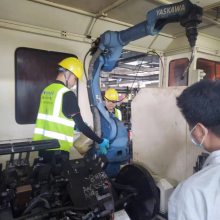 供应安川MH12本体电缆 动力线以及编码器线可维修
