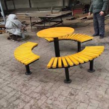 小区户外休闲桌椅室外防腐木象棋棋盘靠背座椅公园架空层一桌四椅