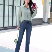 真秀春秋季休閑牛仔褲 品牌折扣大碼女褲實(shí)體直播壹手貨源