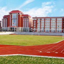 環(huán)保預(yù)制型塑膠跑道 操場彈性好橡膠跑道價格