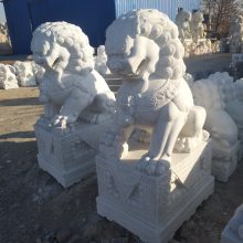 传统狮子 宾馆会所门口动物摆件 雕塑纯手工雕刻
